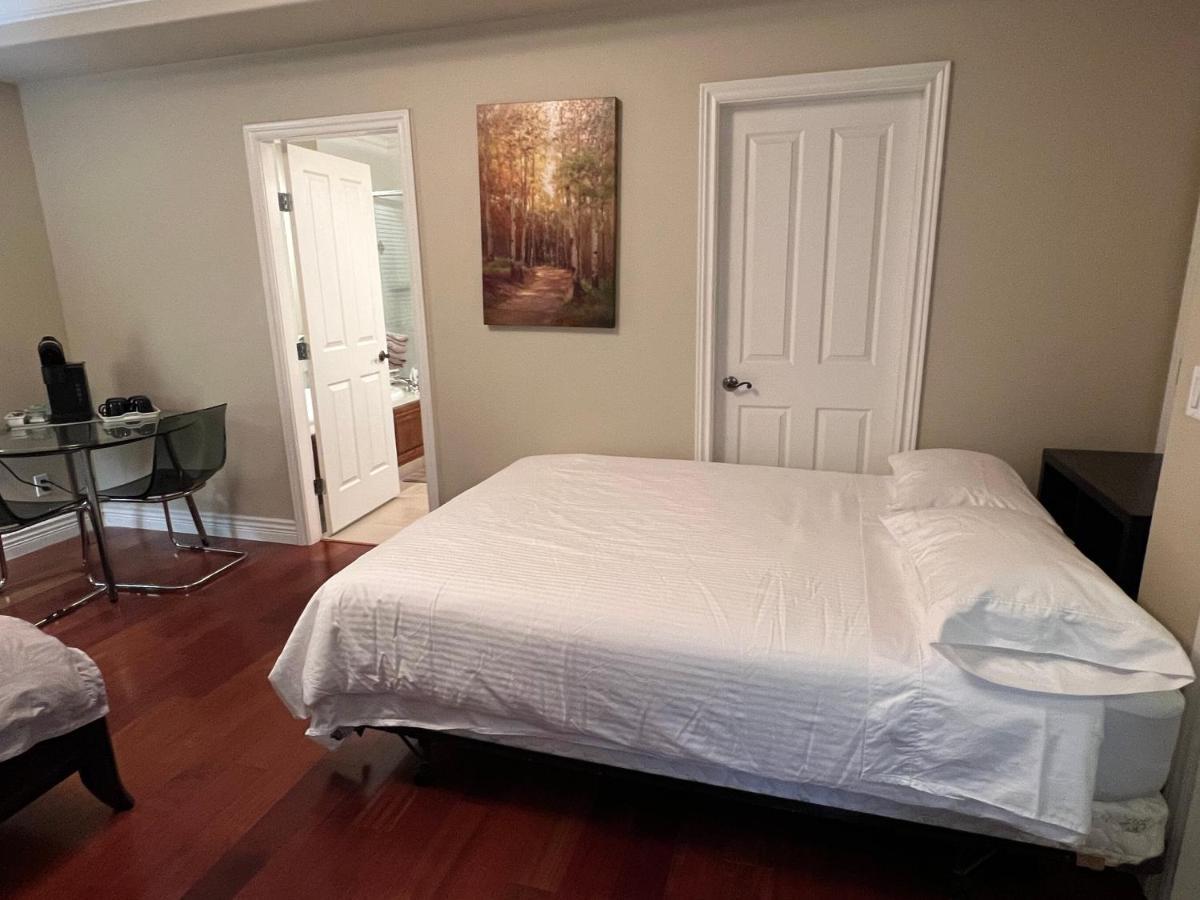 Lucky Suite, Two-Bedroom Suite With Independent Entrance In Richmond Close To Yvr Exterior foto